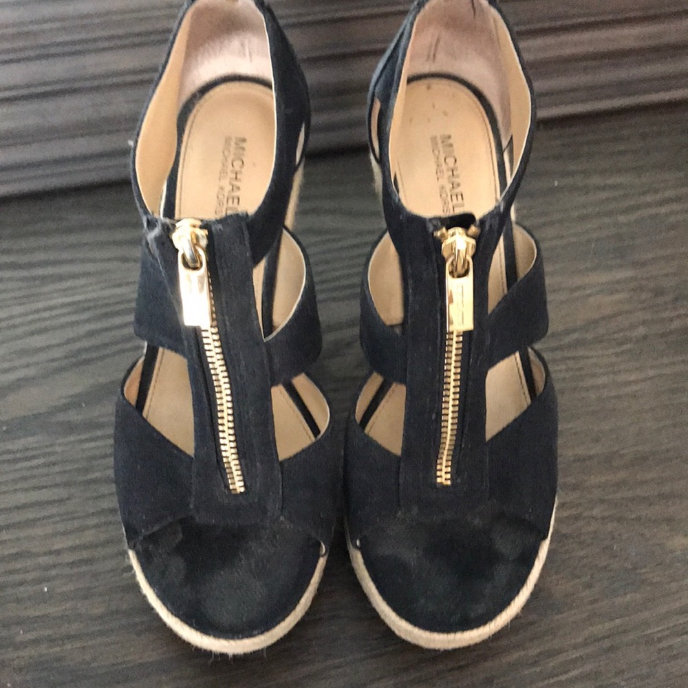 Used but in good condition Michael kors espadrille